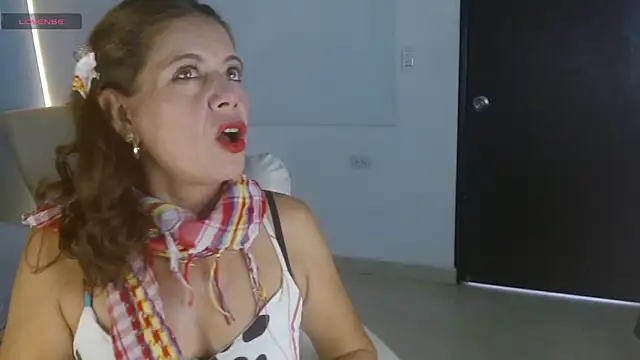 Snapshot of channelsmith_55 chatting on 11.21.25 channelsmith 55 online show from 11.21.25