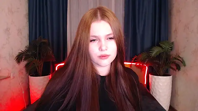 Snapshot of Musegirl chatting on 11.30.25 Musegirl online show from 11.30.25