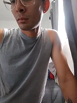 JonaTorres online show from 04.10.26