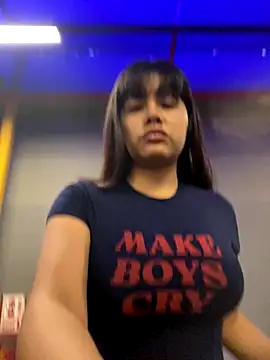 SweetieMariana online show from 10.16.25