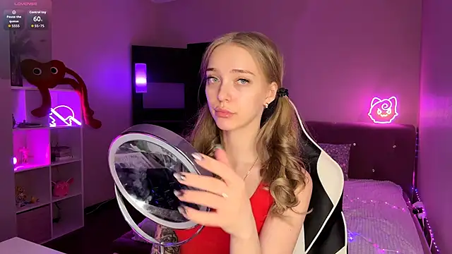 EvaPeace online show from 03.24.26