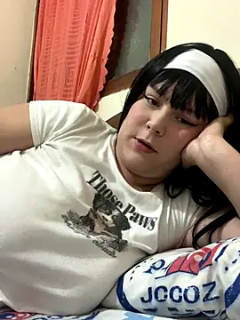 velvet rosee01 online show from 10.13.25