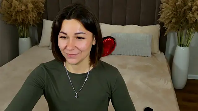 EdenSolis online show from 11.22.25