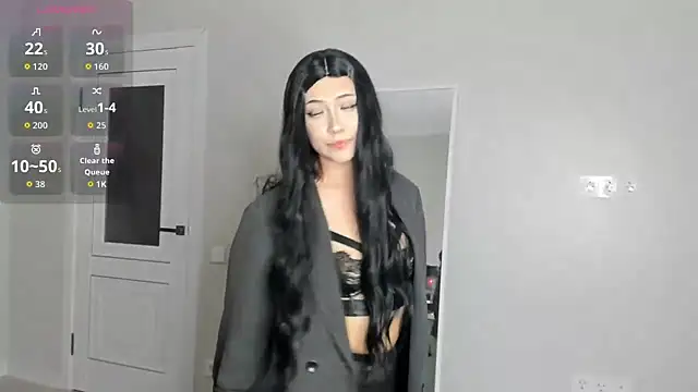 Snapshot of bae_lyn chatting on 10.22.25 bae lyn online show from 10.22.25