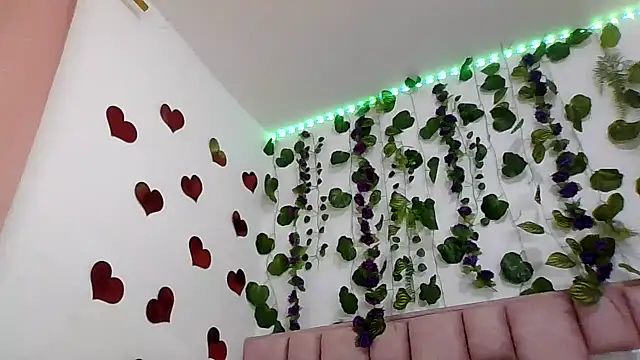 abby moss 2 online show from 04.19.26