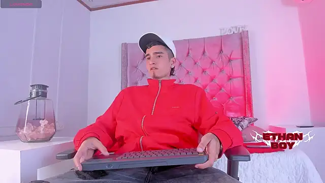 Ethan Boy  online show from 11.25.25