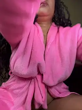 Ayleenpamelasexysquirt online show from 10.19.25