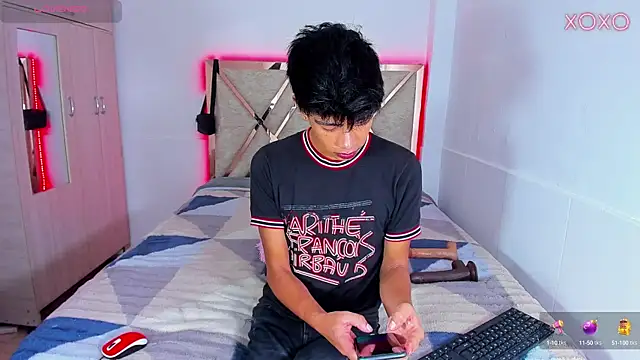 Jacovo2002 online show from 10.15.25