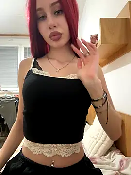 Snapshot of JudithCarly chatting on 11.06.25 JudithCarly online show from 11.06.25