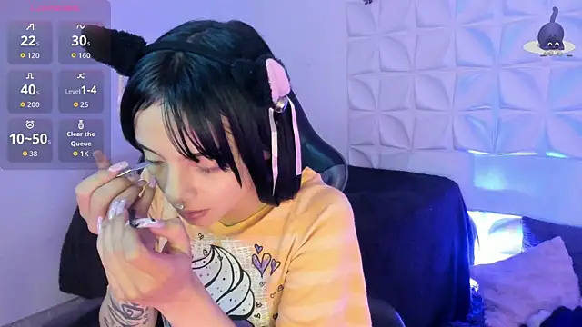 Barbieteeen online show from 10.28.25