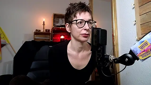 Antifistin online show from 10.18.25