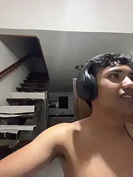 Snapshot of Flirtdick03 chatting on 11.02.25 Flirtdick03 online show from 11.02.25