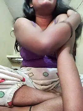 Snapshot of Lovely_Payal chatting on 02.11.26 Lovely Payal online show from 02.11.26