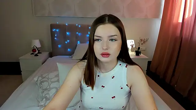 Maria Reiiden online show from 11.29.25