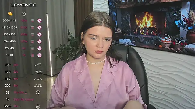 Mori Girll online show from 11.27.25