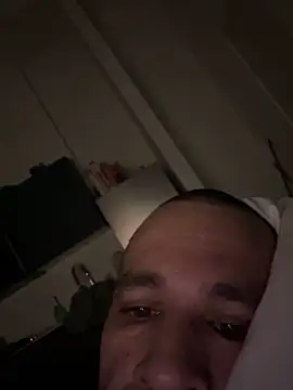 Snapshot of Pikachucums4u chatting on 11.12.25 Pikachucums4u online show from 11.12.25