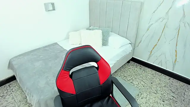 Amira mansour online show from 10.24.25