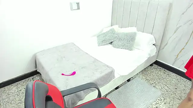 Amira mansour online show from 11.05.25