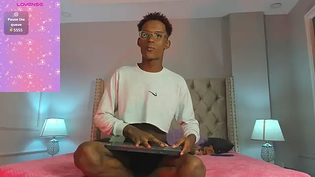 Charlie Storm  online show from 01.10.26