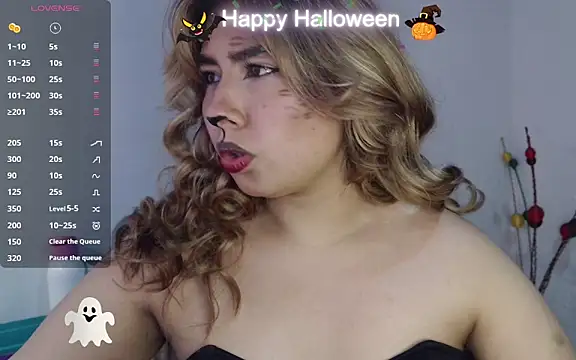 sofiazaf5 online show from 10.31.25