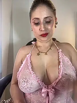 Snapshot of Adeline_1 chatting on 07.05.26 Adeline 1 online show from 07.05.26