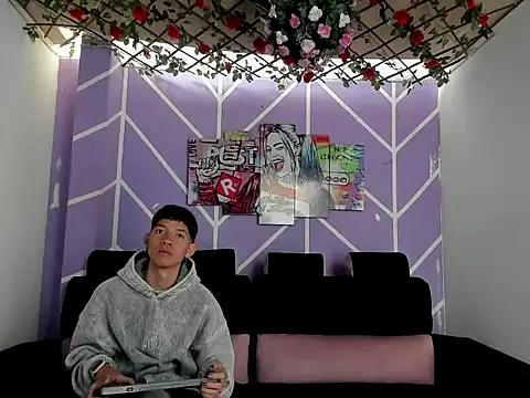 heyy noah11 online show from 02.06.26