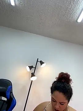  Lissa 01 online show from 11.21.25