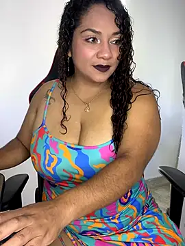  Lissa 01 online show from 11.28.25