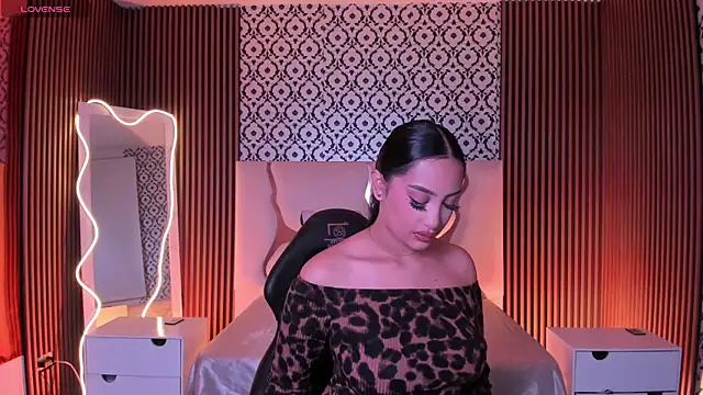 BEELLA TAY1 online show from 03.30.26