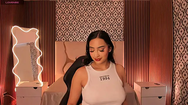 BEELLA TAY1 online show from 04.07.26