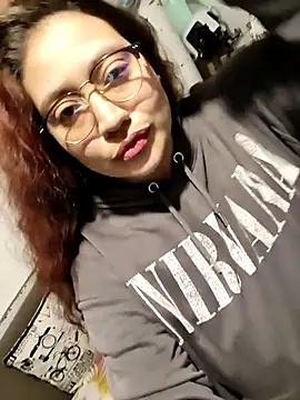 I AM ISABELLA online show from 10.13.25