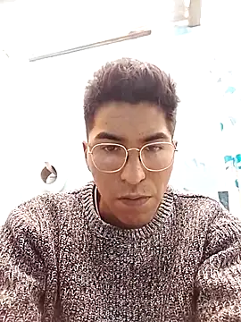 Snapshot of Rizz_Latino chatting on 10.20.25 Rizz Latino online show from 10.20.25