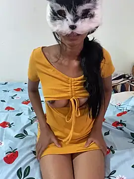 Shanudri77 online show from 11.18.25