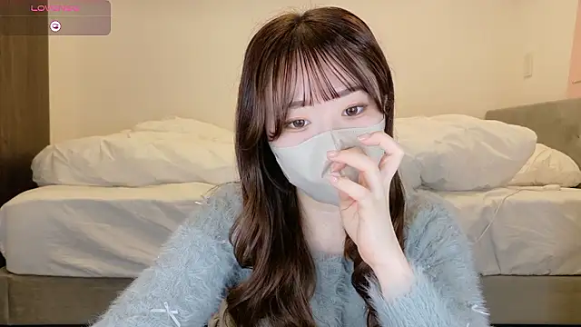 Snapshot of yura_ra_ra chatting on 05.24.26 yura ra ra online show from 05.24.26