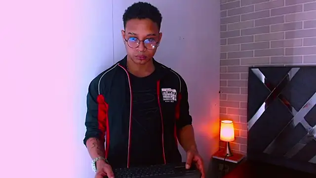 Snapshot of Jayden_Morris chatting on 02.07.26 Jayden Morris online show from 02.07.26