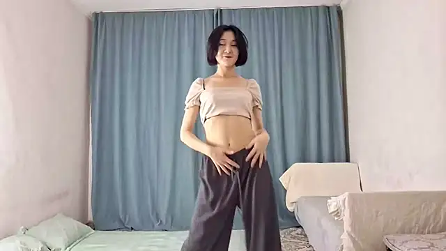 Lyndasilk online show from 03.28.26