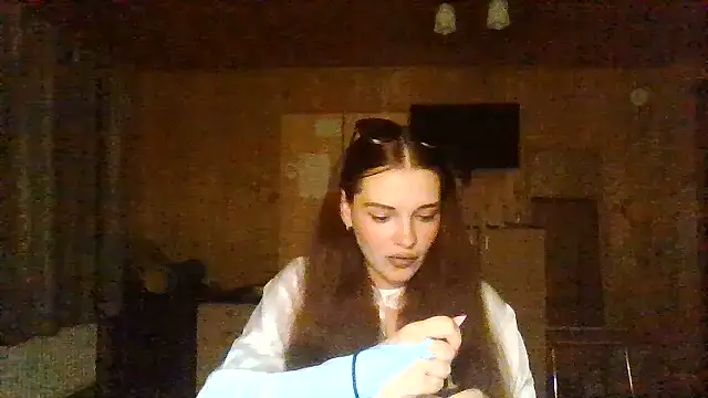 Snapshot of AmeliieLaFleur chatting on 07.12.26 AmeliieLaFleur online show from 07.12.26