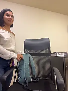 AlyssaRay online show from 04.08.26