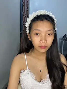 linh-lan1 online show from 06.30.26