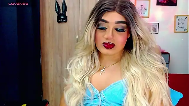 Sofiabigcock22 online show from 12.16.25