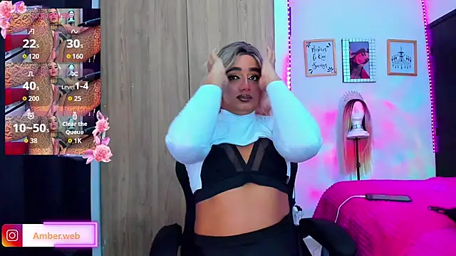 Snapshot of Sofiabigcock22 chatting on 06.14.26 Sofiabigcock22 online show from 06.14.26