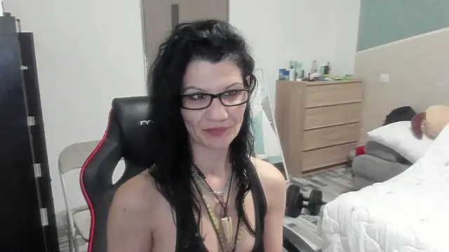 SweetSin40 online show from 03.23.26