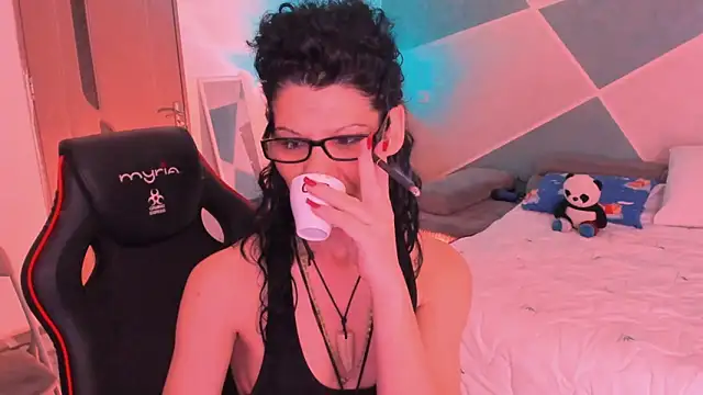 SweetSin40 online show from 04.19.26