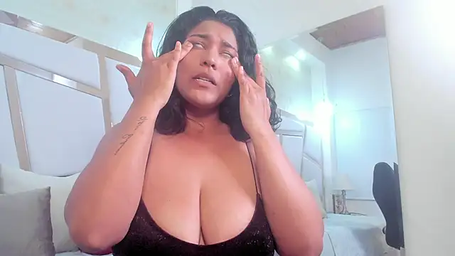 denisse khan online show from 02.07.26