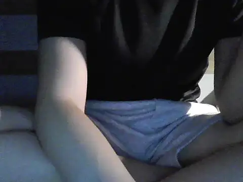 Snapshot of gande_003 chatting on 10.15.25 gande 003 online show from 10.15.25