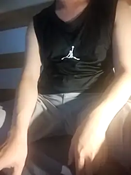 Snapshot of gande_003 chatting on 11.14.25 gande 003 online show from 11.14.25