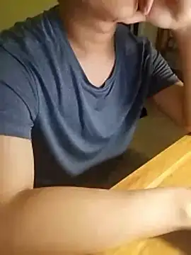 Snapshot of gande_003 chatting on 11.22.25 gande 003 online show from 11.22.25