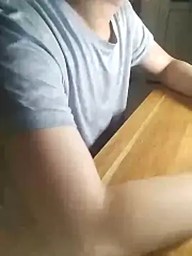 Snapshot of gande_003 chatting on 12.16.25 gande 003 online show from 12.16.25