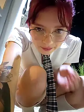 Snapshot of l0lita_sweet chatting on 10.12.25 l0lita sweet online show from 10.12.25