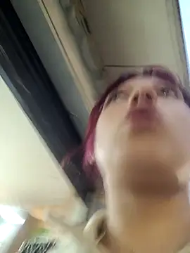 Snapshot of l0lita_sweet chatting on 10.16.25 l0lita sweet online show from 10.16.25